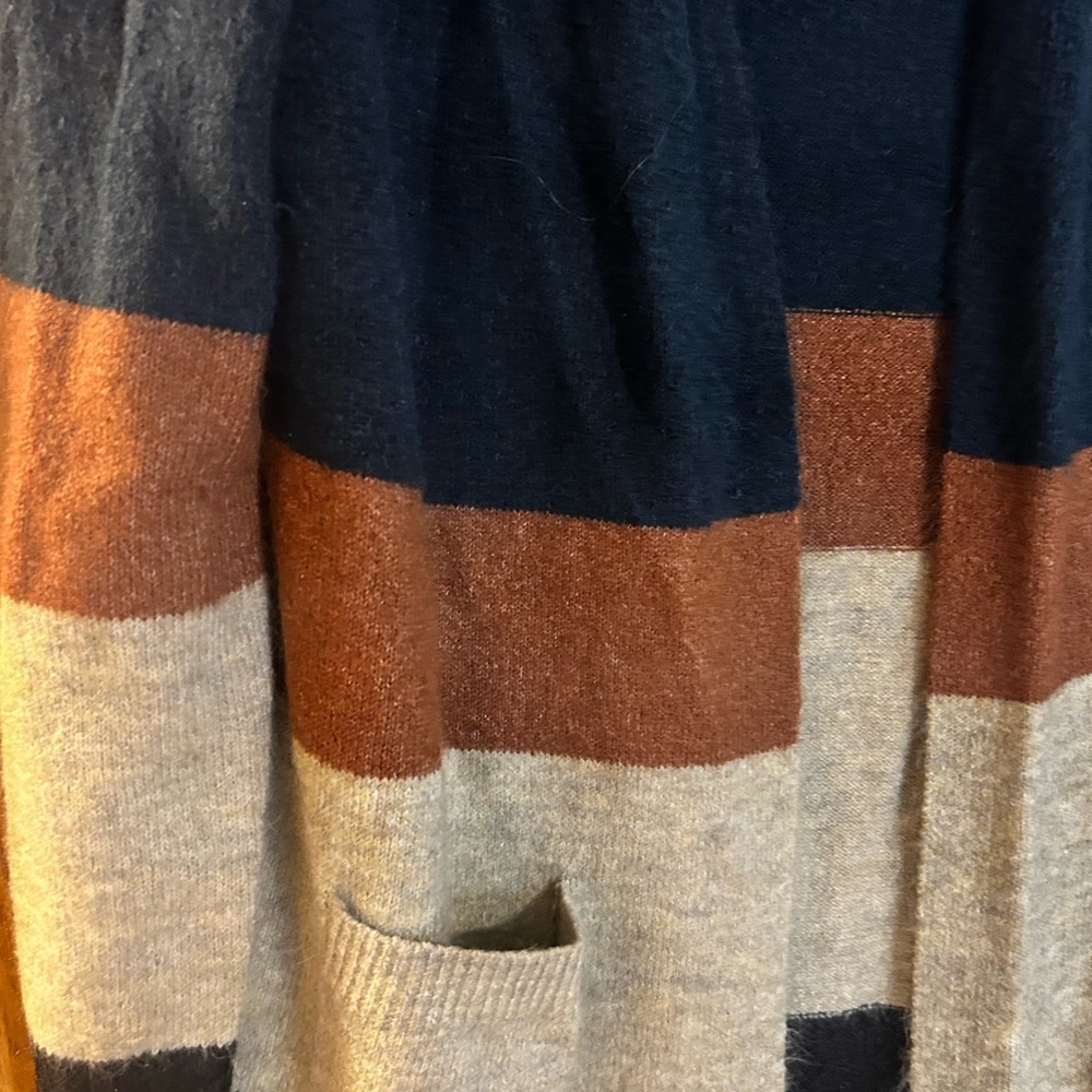 Colorblock Open Front Cardigan Sweater - Picture 2 of 4
